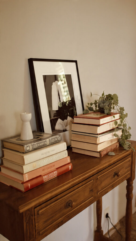20 Console Table Decor Ideas to Style Every Entryway, Hallway, and Living Room - Decor Lads
